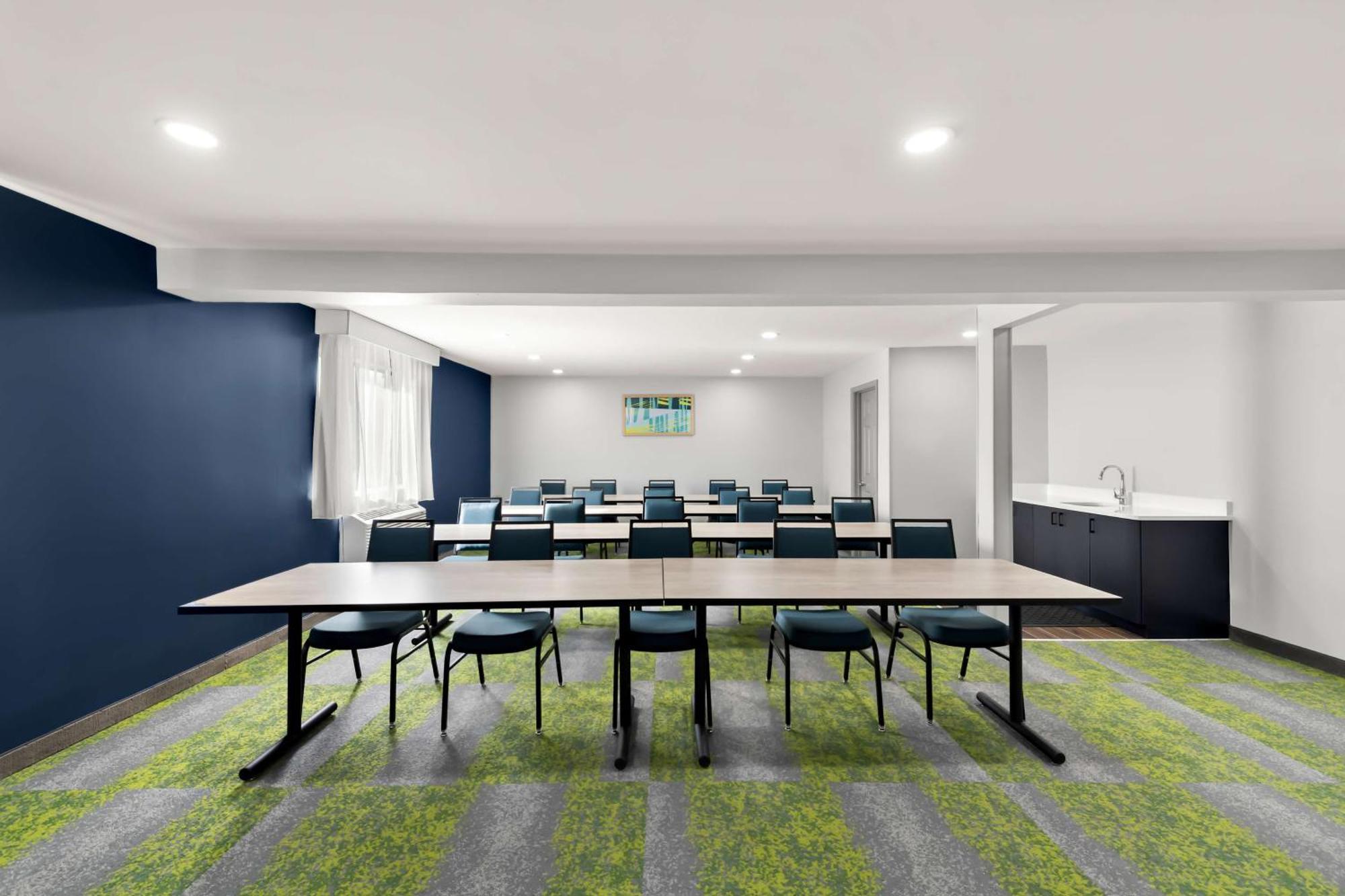 Spark By Hilton Norfolk Luaran gambar